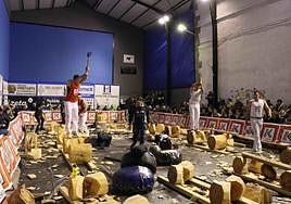 Giro polita Santa Ines festetan