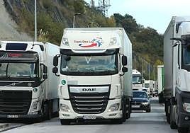 Guitrans denuncia los retrasos en las gestiones de Tráfico