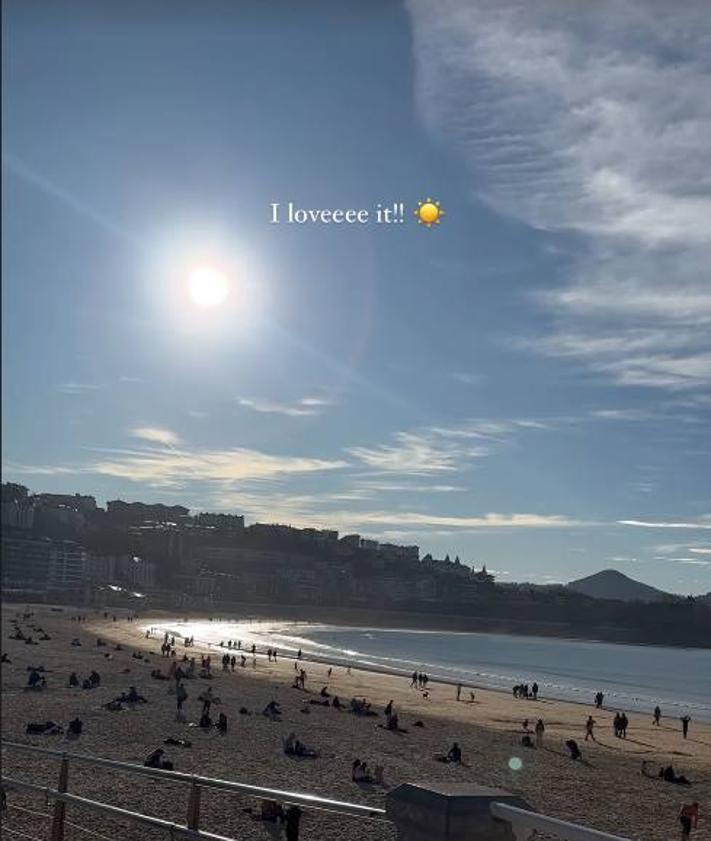 Imagen secundaria 2 - La familia de Sheraldo Becker ya presume de su nueva vida en Donostia