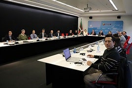 Integrantes del Consejo Vasco de Previsión Social, hoy en Vitoria.