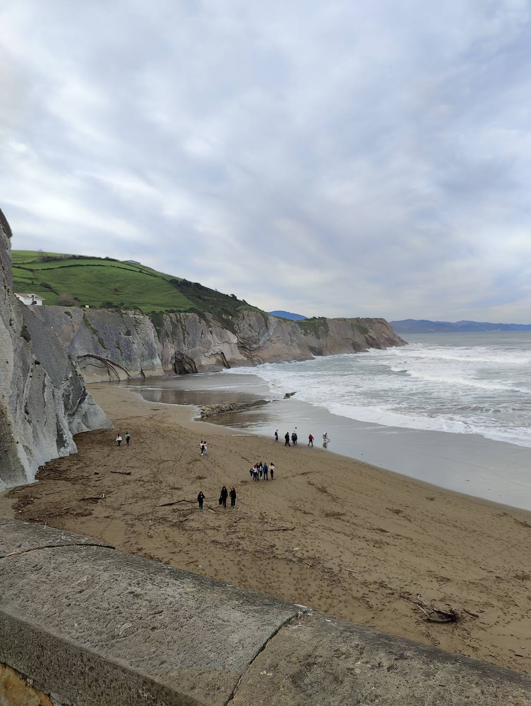 Oianguren institutuko DBH4ko ikasleak ezagutu