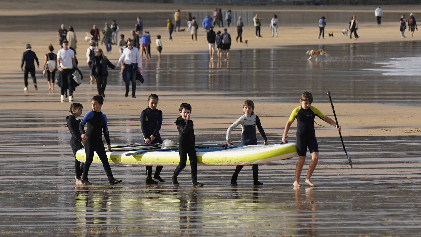 Enero se despide de Gipuzkoa con tiempo de playa