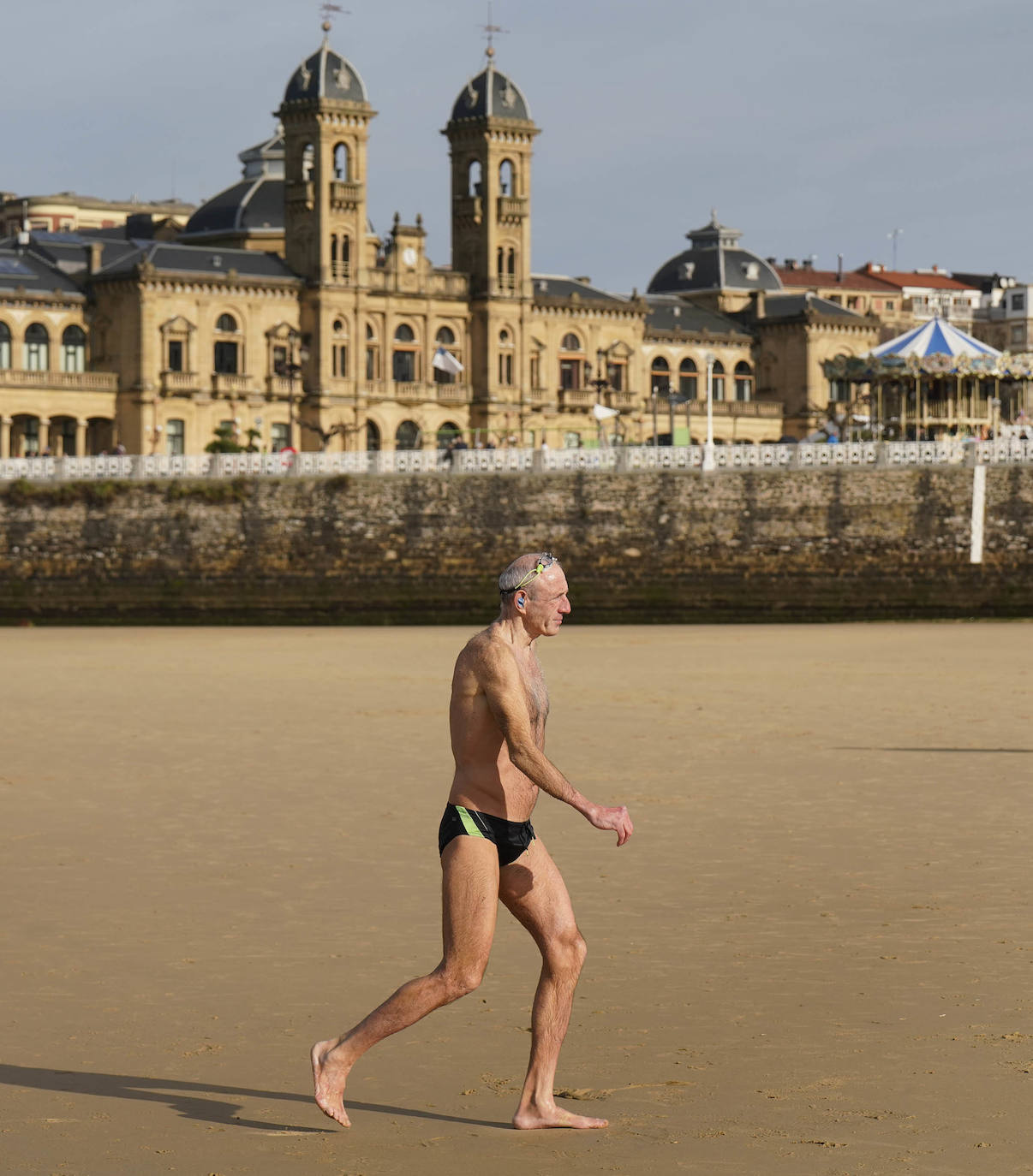 Enero se despide de Gipuzkoa con tiempo de playa
