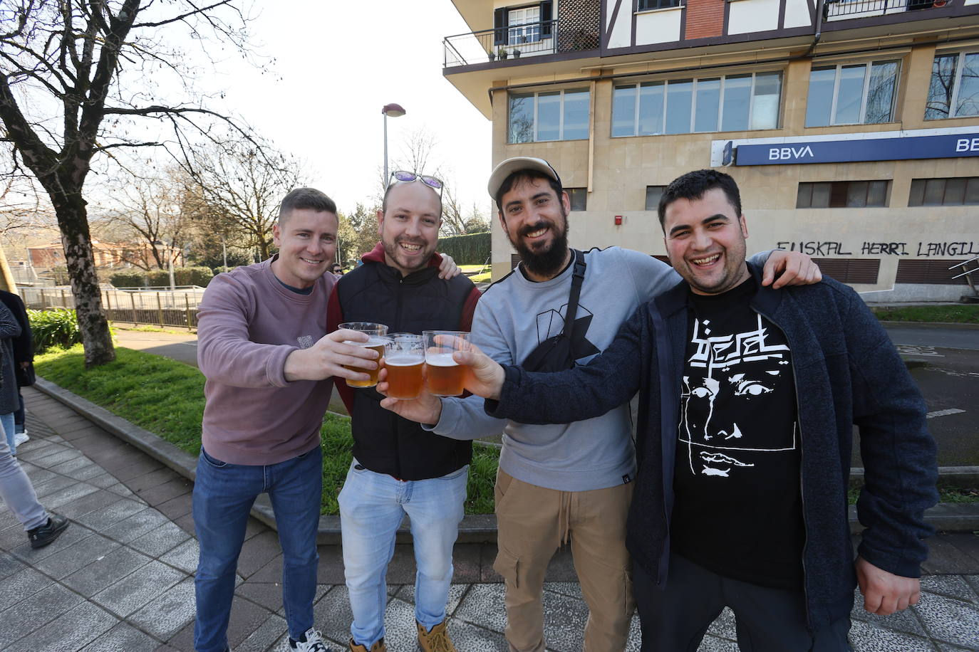 El ambiente del txotx inunda Hernani y Astigarraga