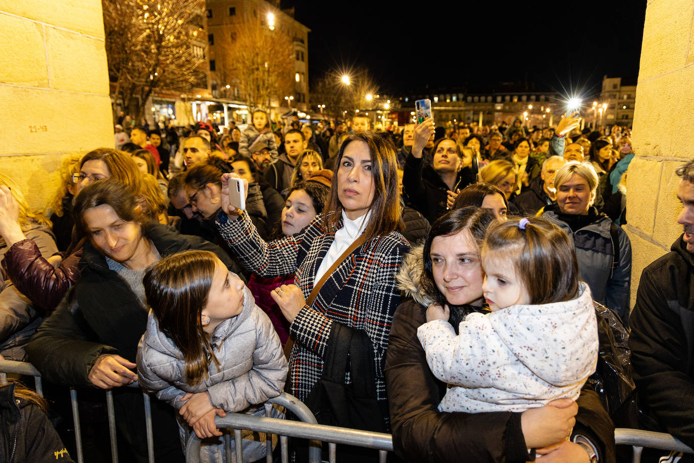 Zanpantzar ya se deja ver por las calles de Irun