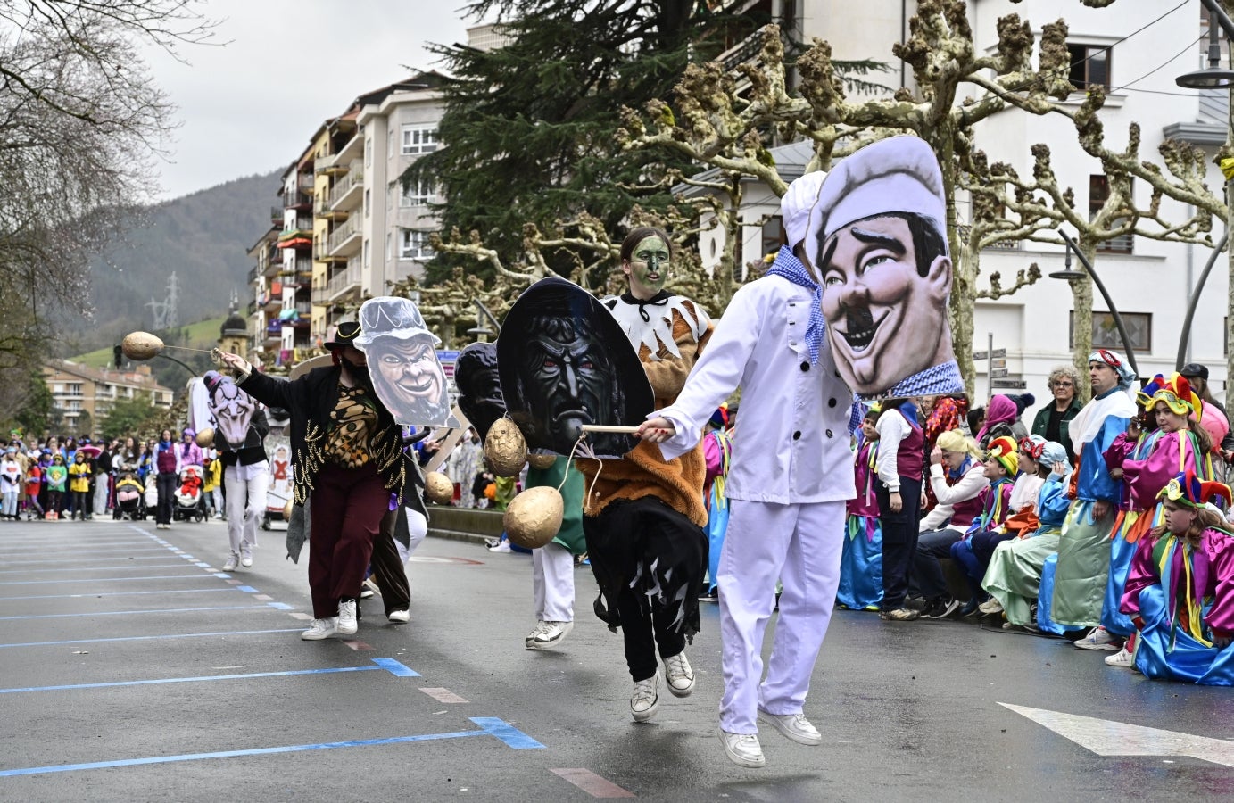 La imaginación gana a la lluvia y al viento en Tolosa
