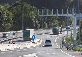 Uno de los ramales de entrada a la autopista AP-8.