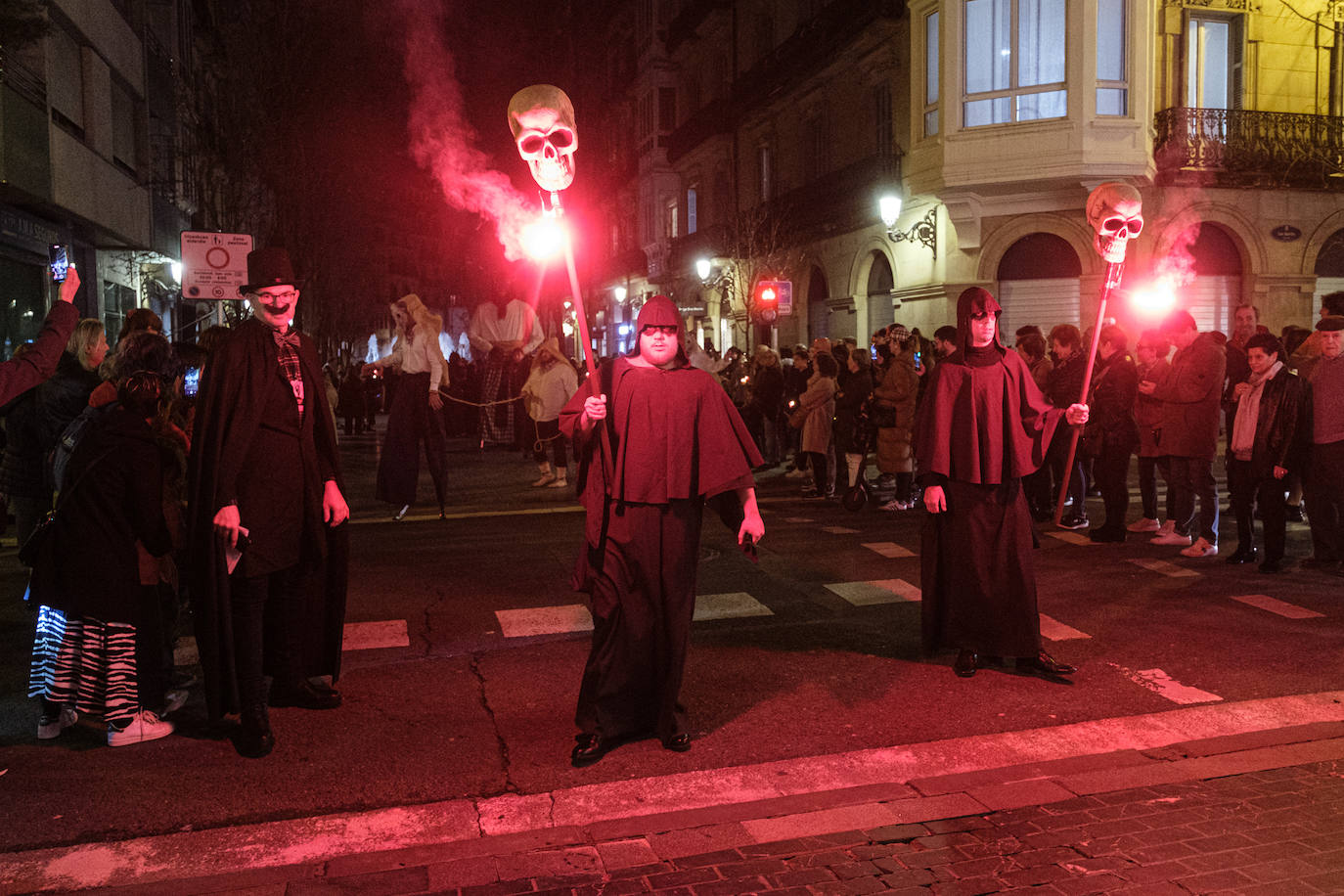 Las mejores imágenes del entierro de la sardina de Donostia