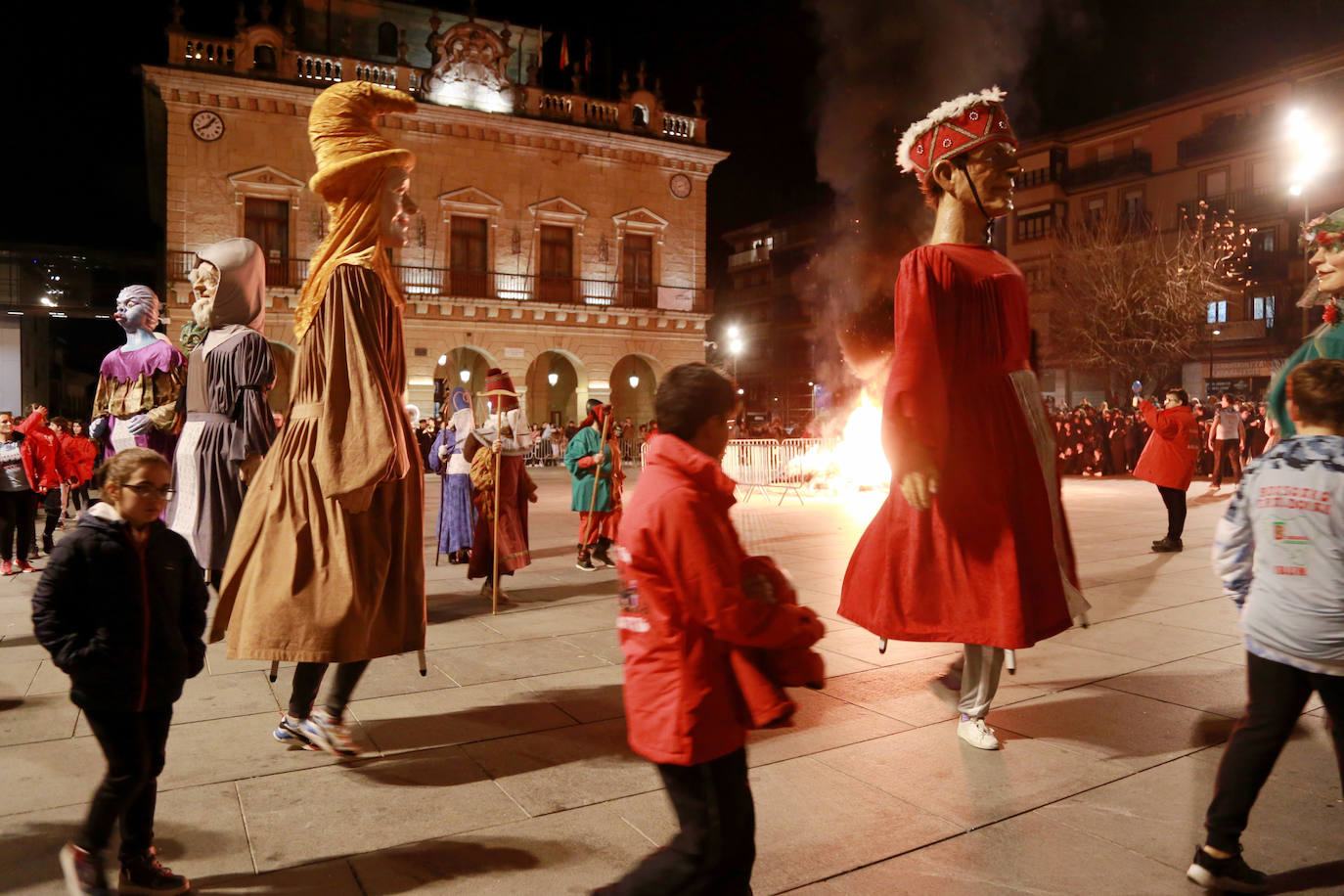 El entierro de la sardina de Irun, en imágenes