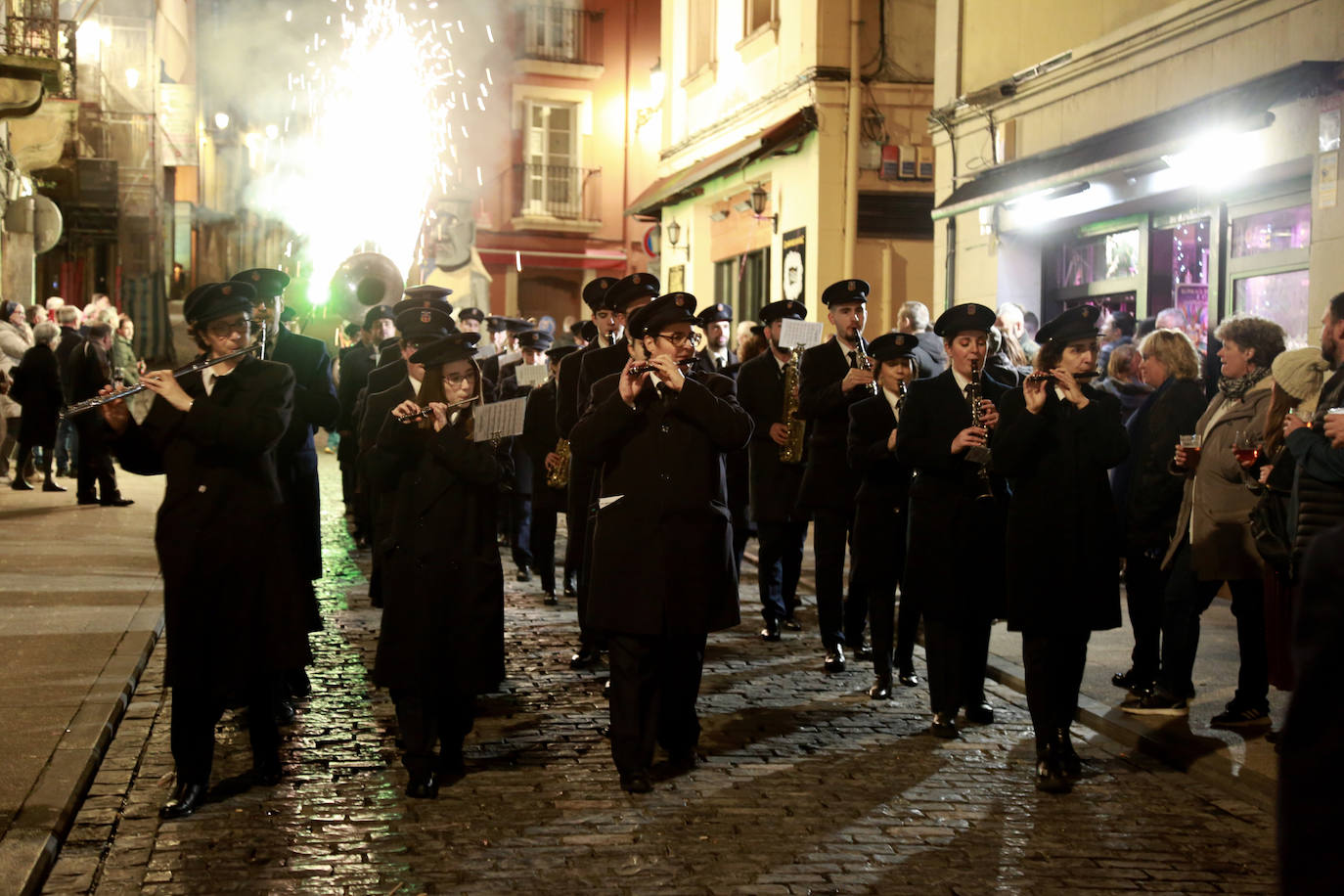 El entierro de la sardina de Irun, en imágenes