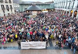 Concentracióh de condena ayer por la tarde en Azpeitia por las dos agresiones sexuales