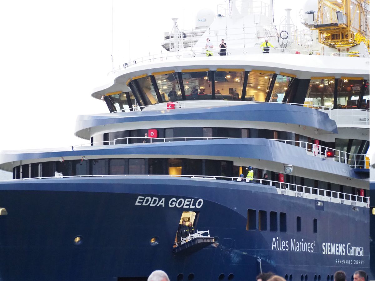 El &#039;Edda Goelo&#039; se despide de Zumaia
