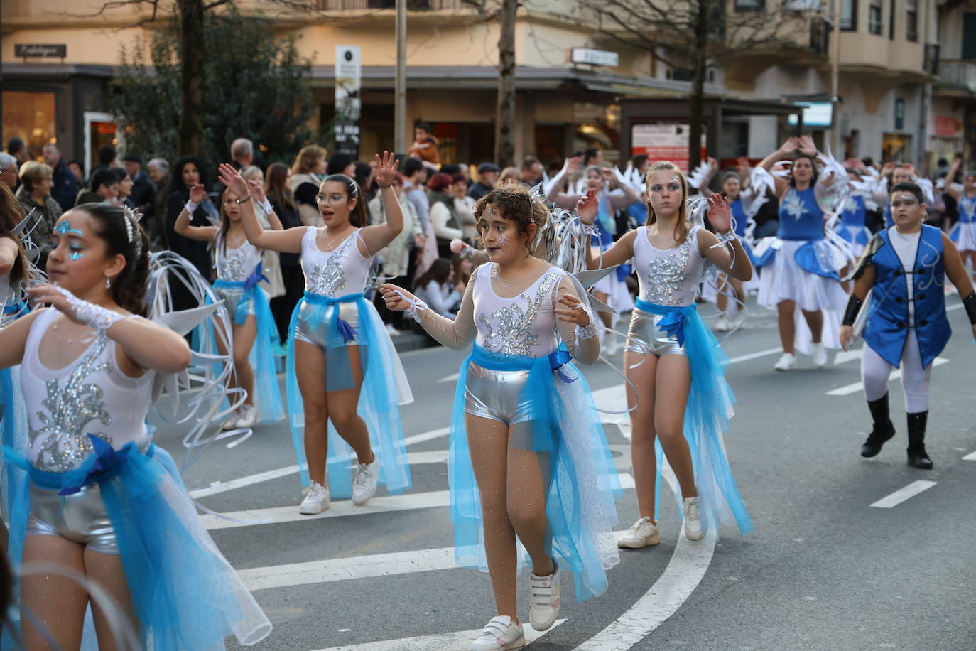 El Carnaval vuelve a brillar en Irun