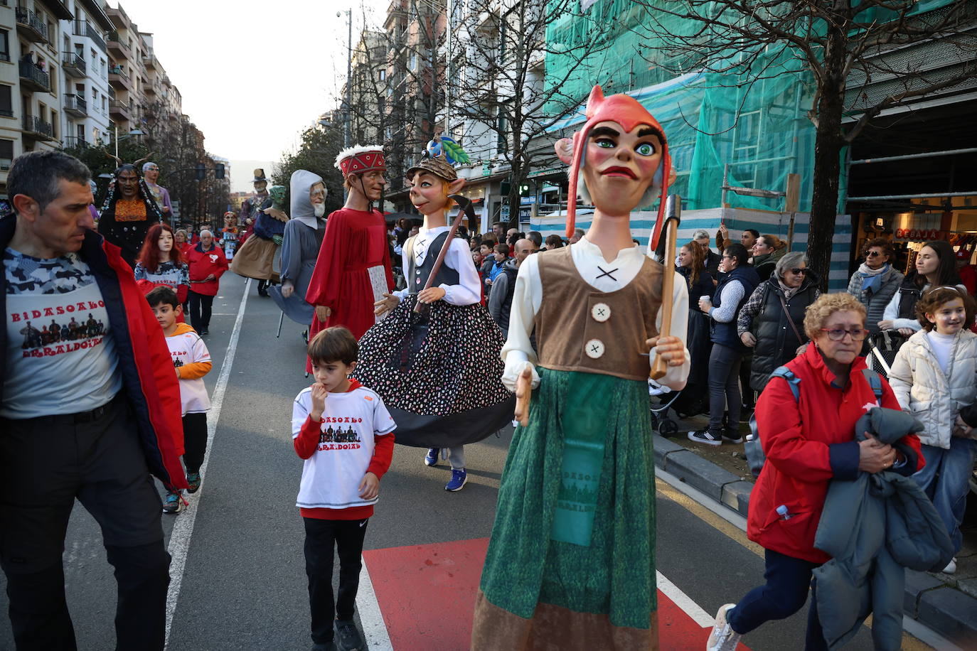 El Carnaval vuelve a brillar en Irun