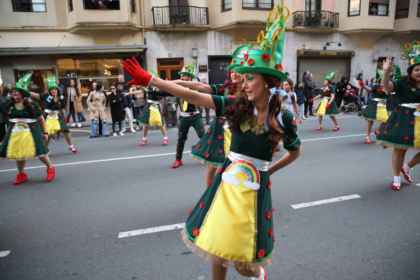 El Carnaval vuelve a brillar en Irun
