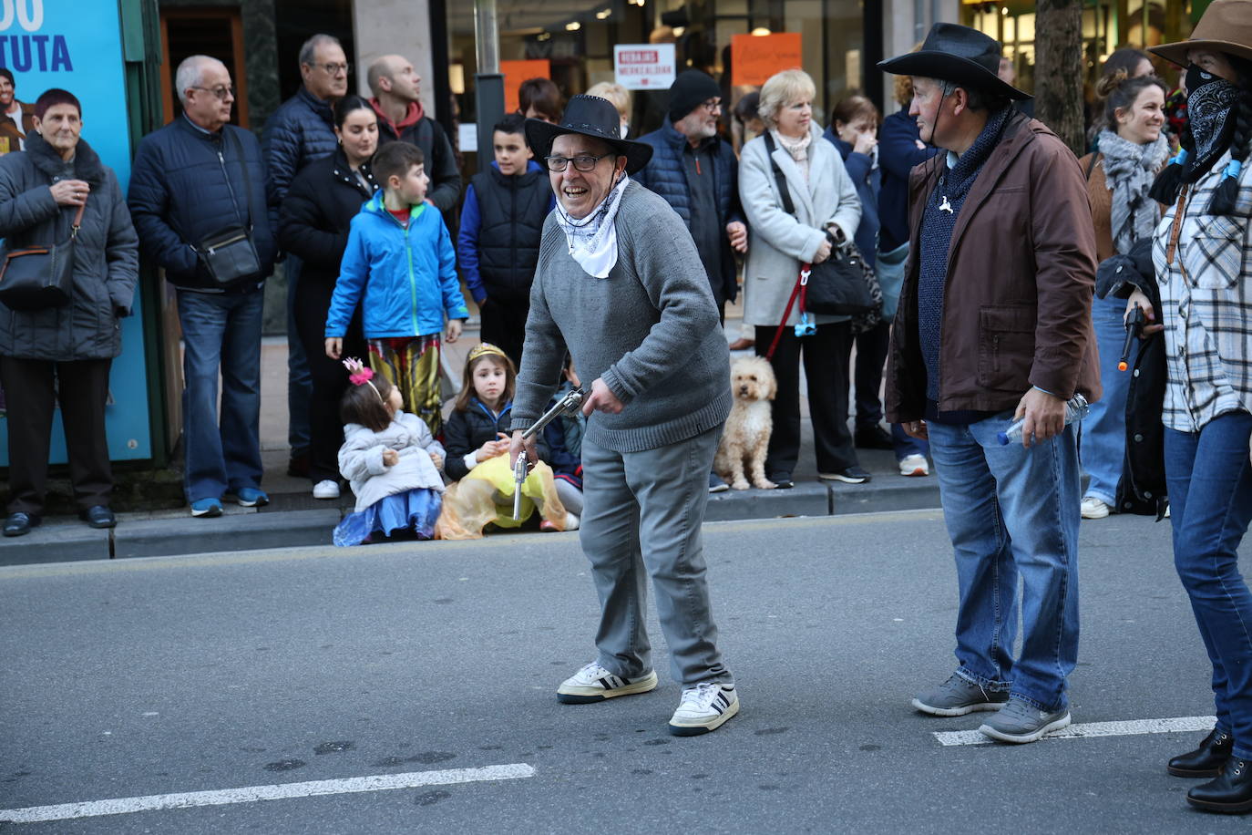 El Carnaval vuelve a brillar en Irun