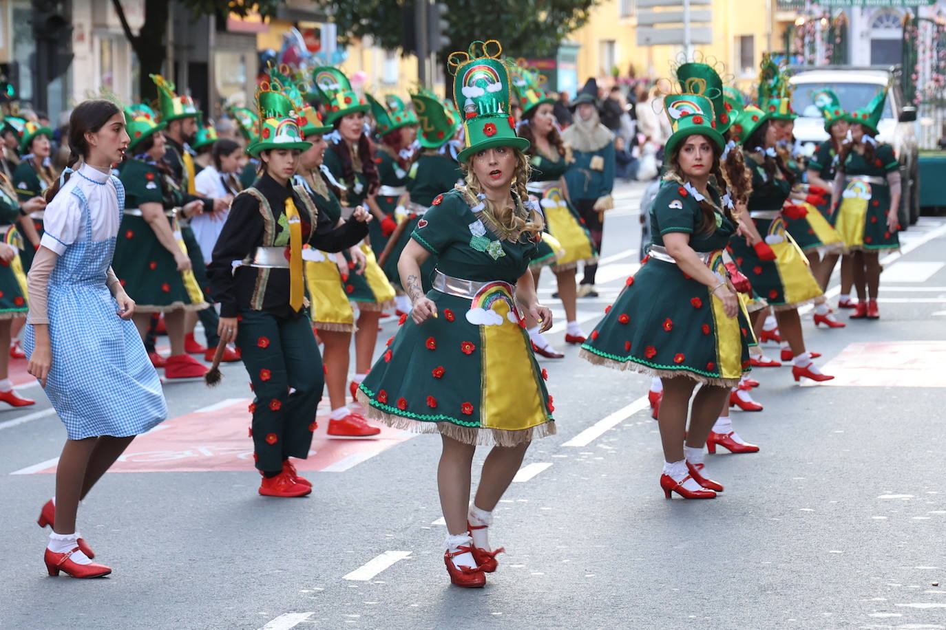 El Carnaval vuelve a brillar en Irun