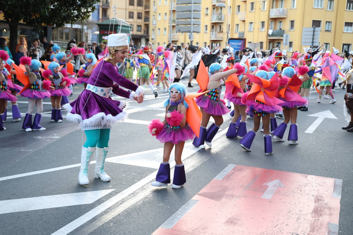 El Carnaval vuelve a brillar en Irun