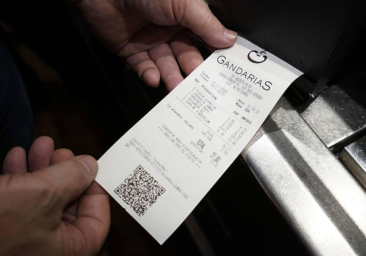 La hostelería defiende el borrador de factura siempre que luego se dé el TicketBai
