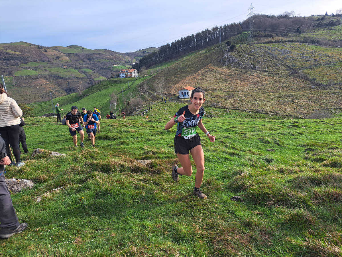 Ibai Angulo eta Ainara Urrutia izan dira azkarrenak Artzei bidea proban