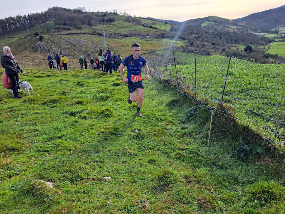 Iraitz Legorburu eta Oihana Zubillaga nagusi Zaldei bidea lasterketan