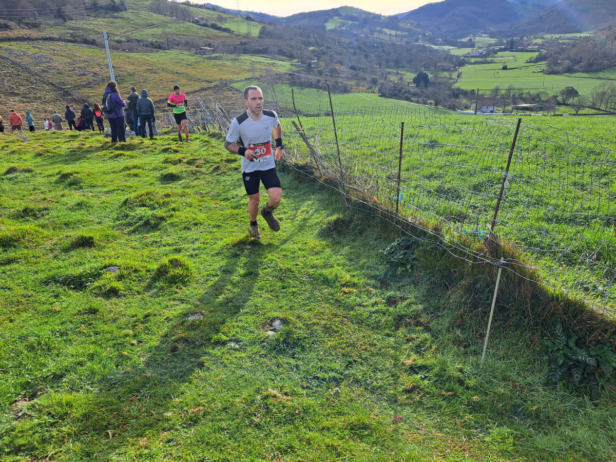 Iraitz Legorburu eta Oihana Zubillaga nagusi Zaldei bidea lasterketan