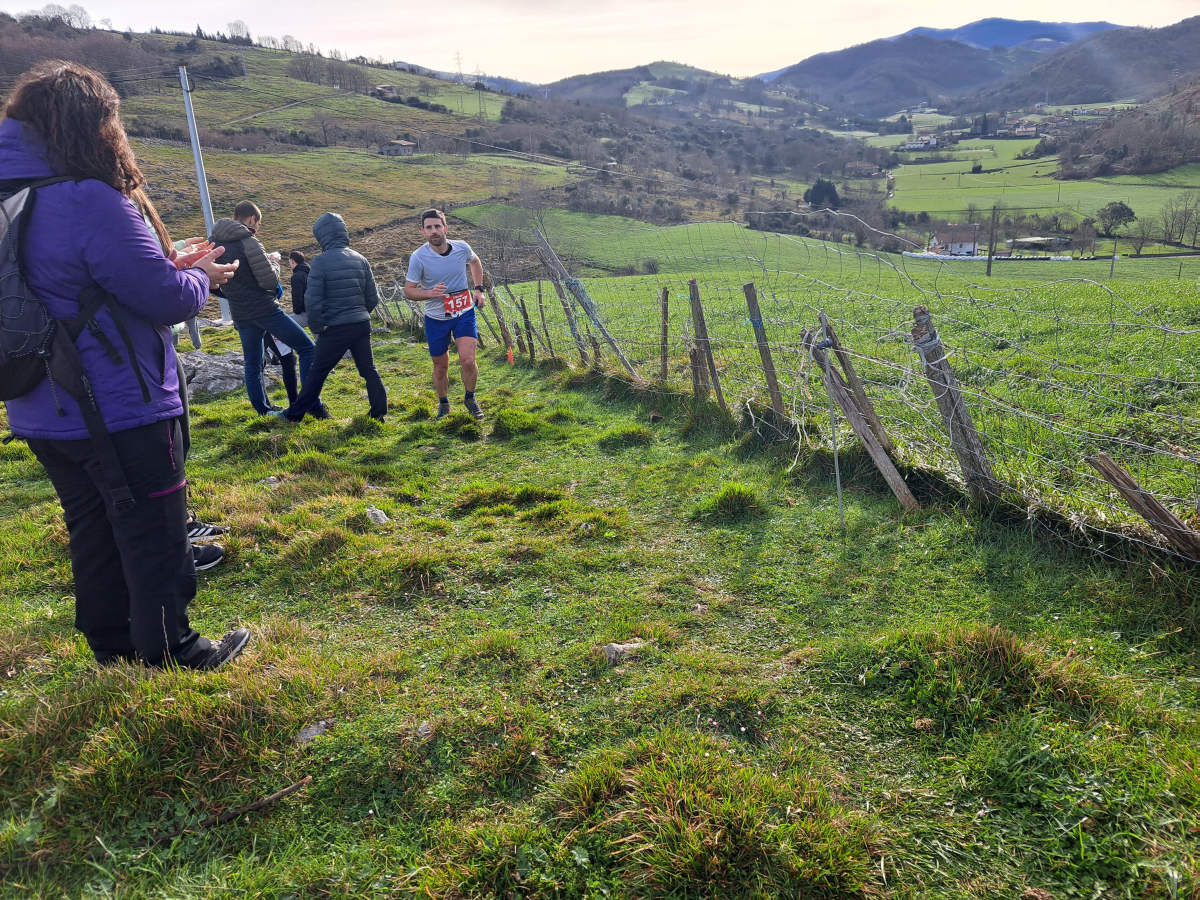 Iraitz Legorburu eta Oihana Zubillaga nagusi Zaldei bidea lasterketan