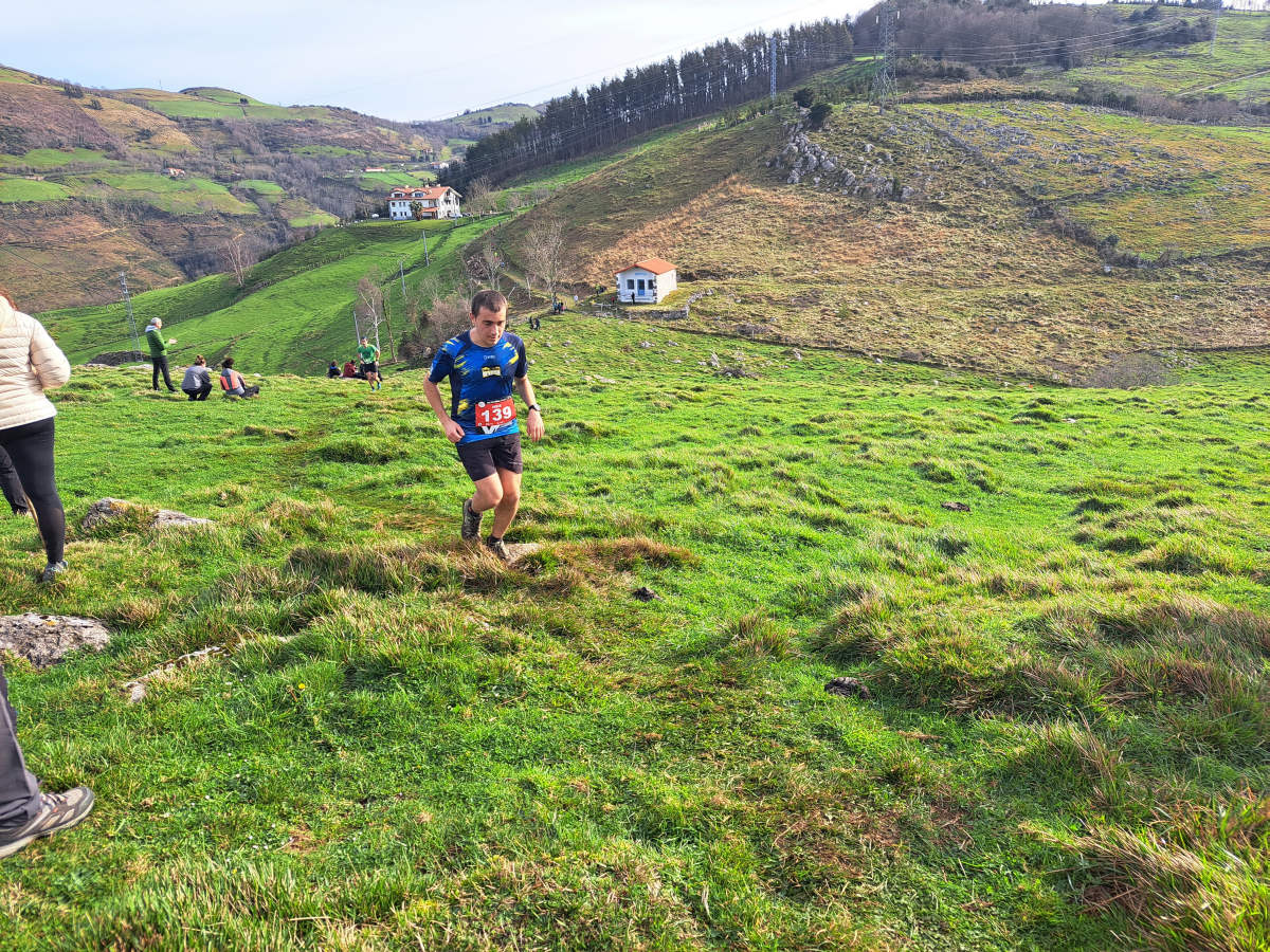 Iraitz Legorburu eta Oihana Zubillaga nagusi Zaldei bidea lasterketan