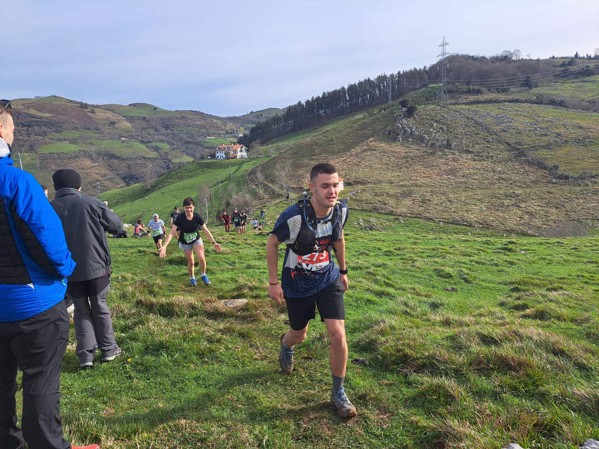 Iraitz Legorburu eta Oihana Zubillaga nagusi Zaldei bidea lasterketan