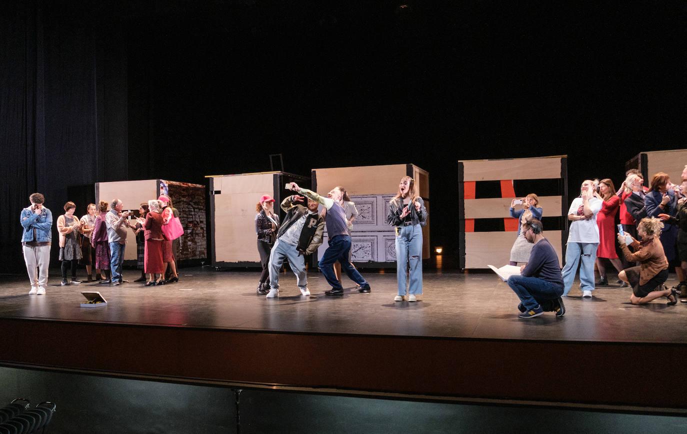 El ensayo de Opus Lirica, en imágenes