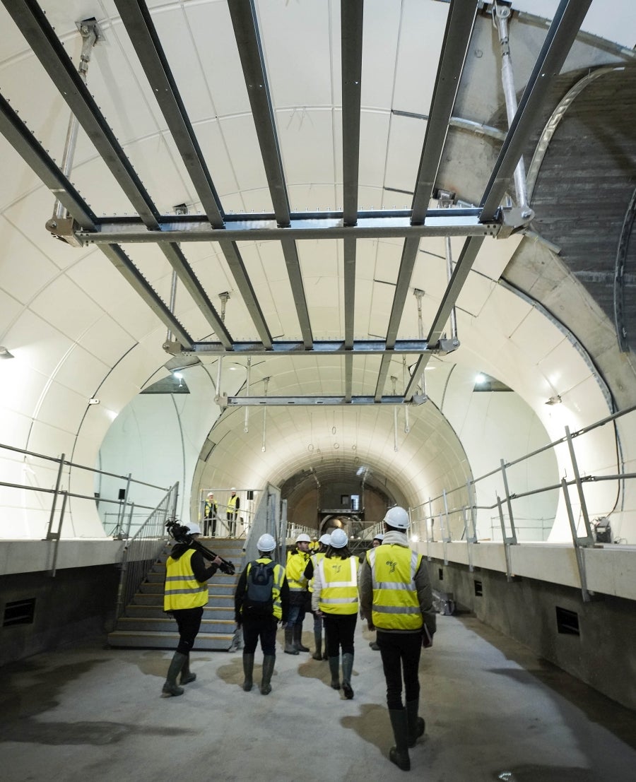 Los dos extremos del túnel del Topo en Donostia se unen bajo el Centro