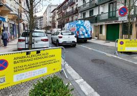 Desde el sábado por la mañana no se podrá estacionar en la calle Zuloaga ni en un lado de Foru.