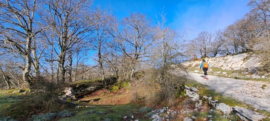 Unas espectaculares vistas desde la cima de Andia