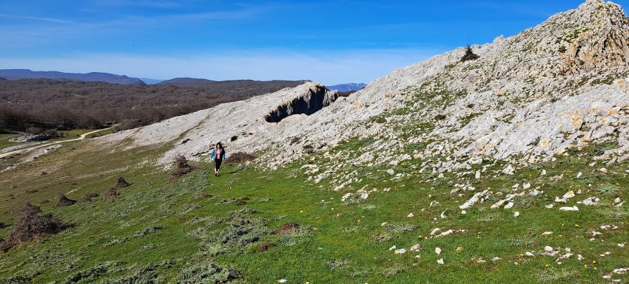 Unas espectaculares vistas desde la cima de Andia