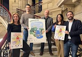 Federativos y autoridades, en la presentación en el Ayuntamiento de San Sebastián.