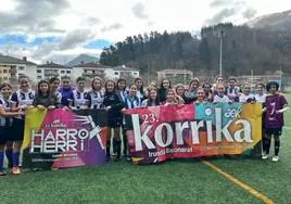 La pasada jornada los diferentes equipos del club mostraron su apoyo a la Korrika, que llegará en marzo.