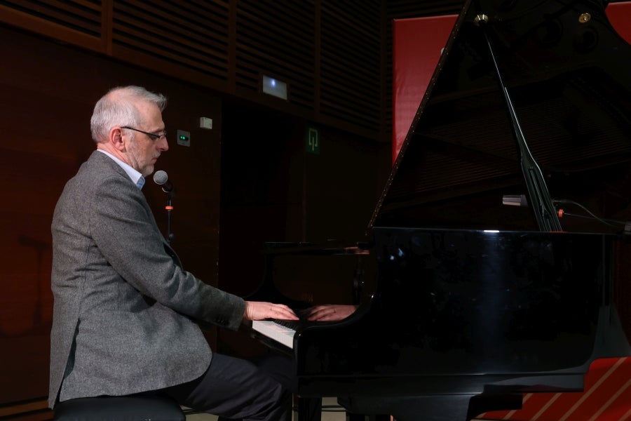 El PSE-EE homenajea a Enrique Casas en el 40 aniversario de su asesinato