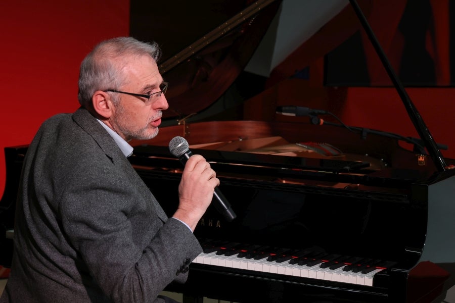 El PSE-EE homenajea a Enrique Casas en el 40 aniversario de su asesinato