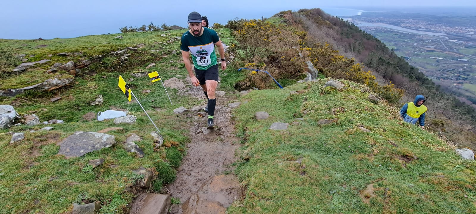 El temporal no puede con la Lezo Jaizkibel