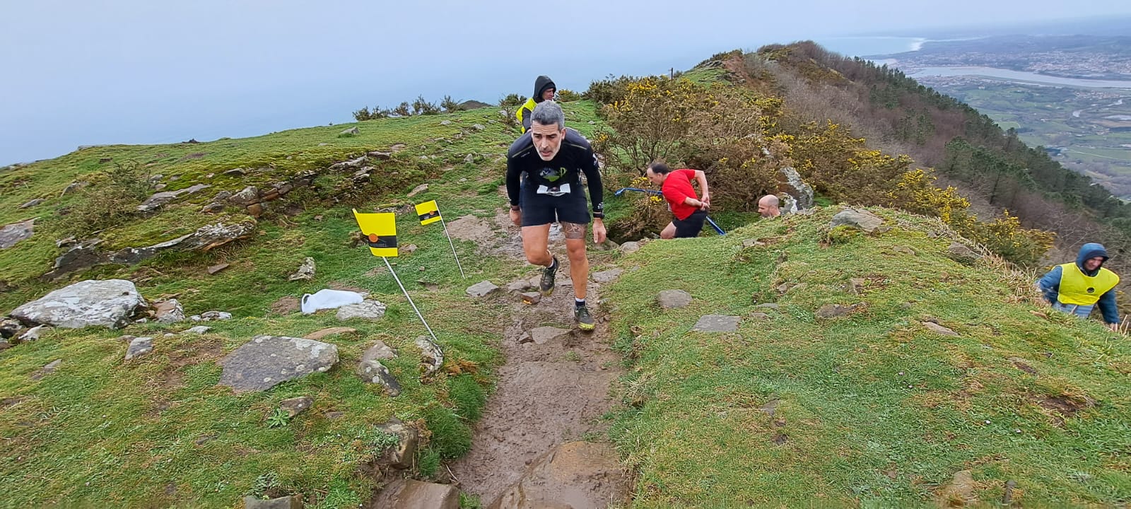 El temporal no puede con la Lezo Jaizkibel