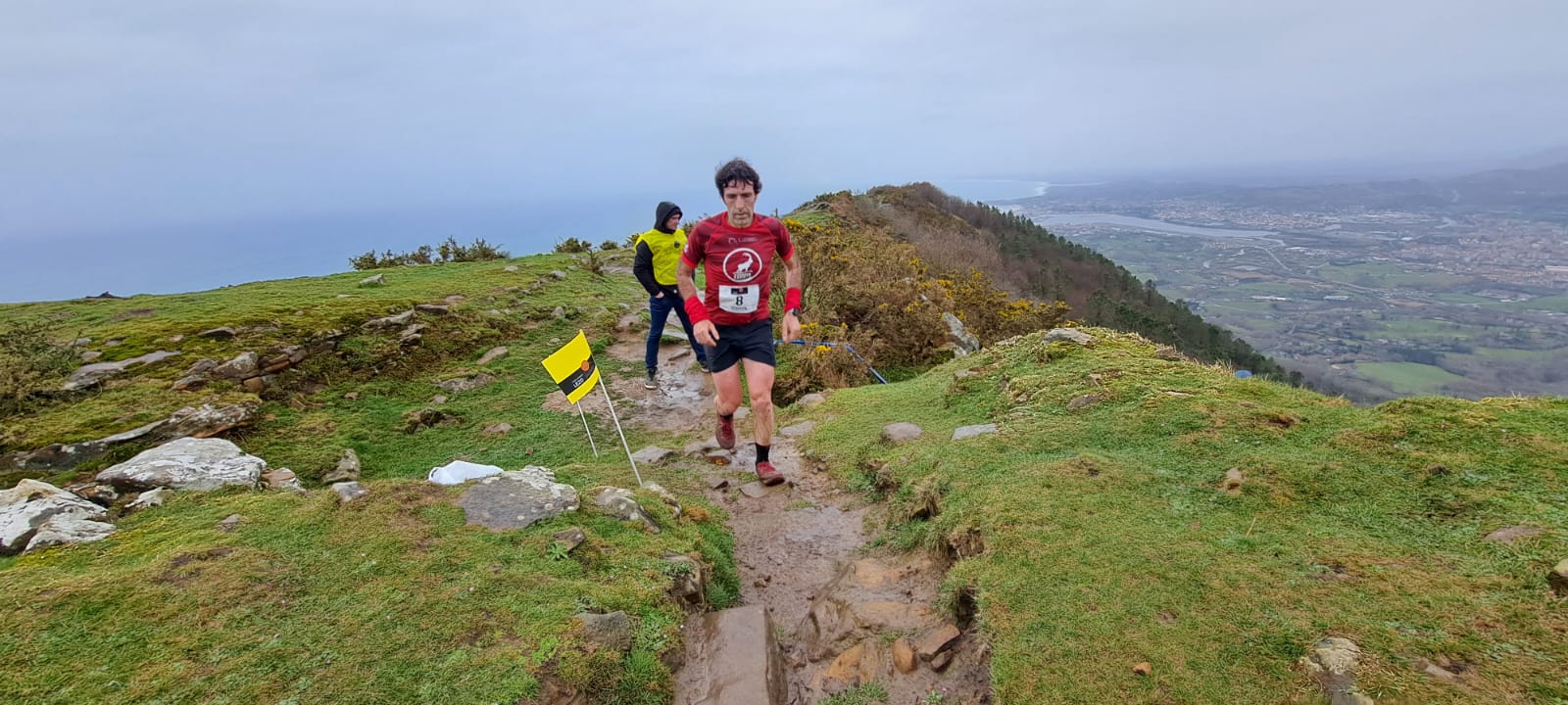 El temporal no puede con la Lezo Jaizkibel