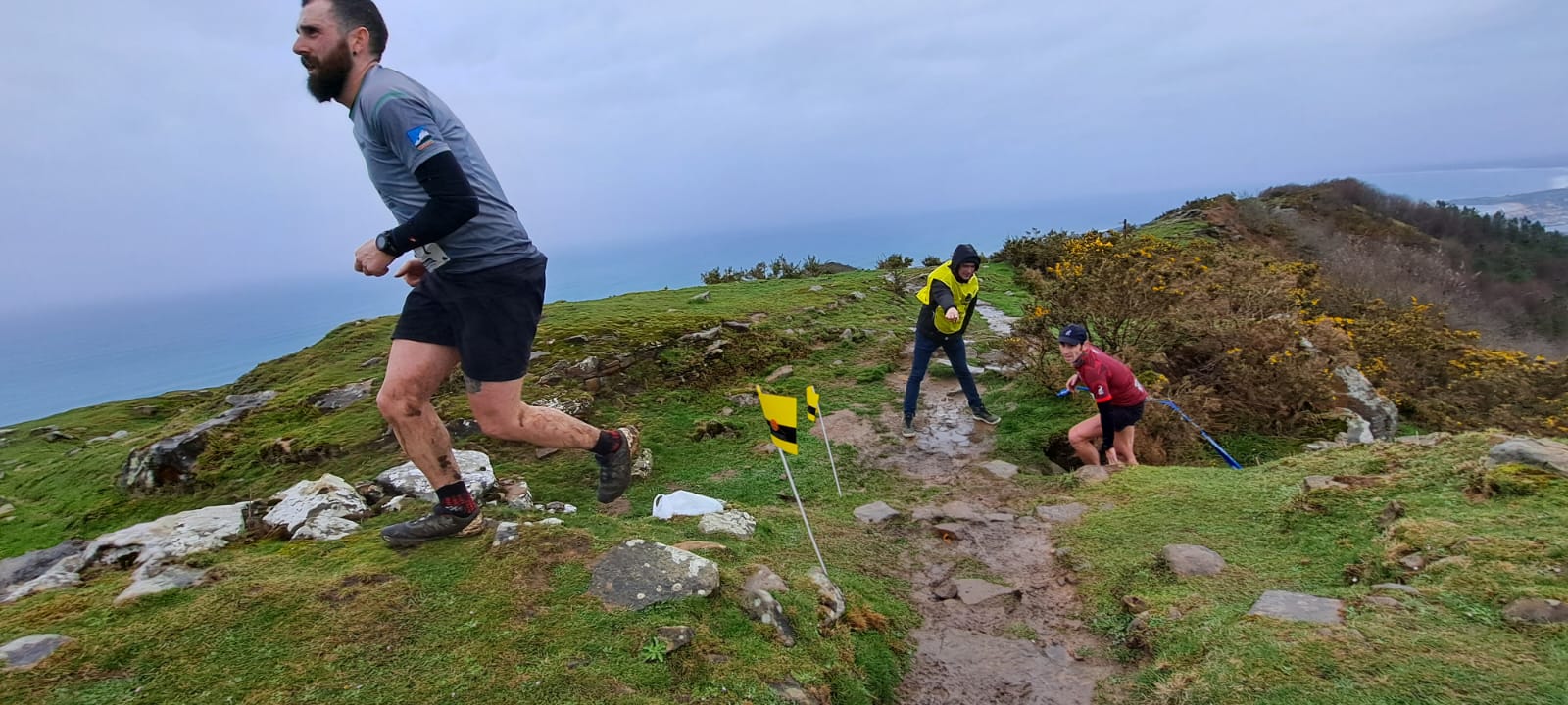 El temporal no puede con la Lezo Jaizkibel