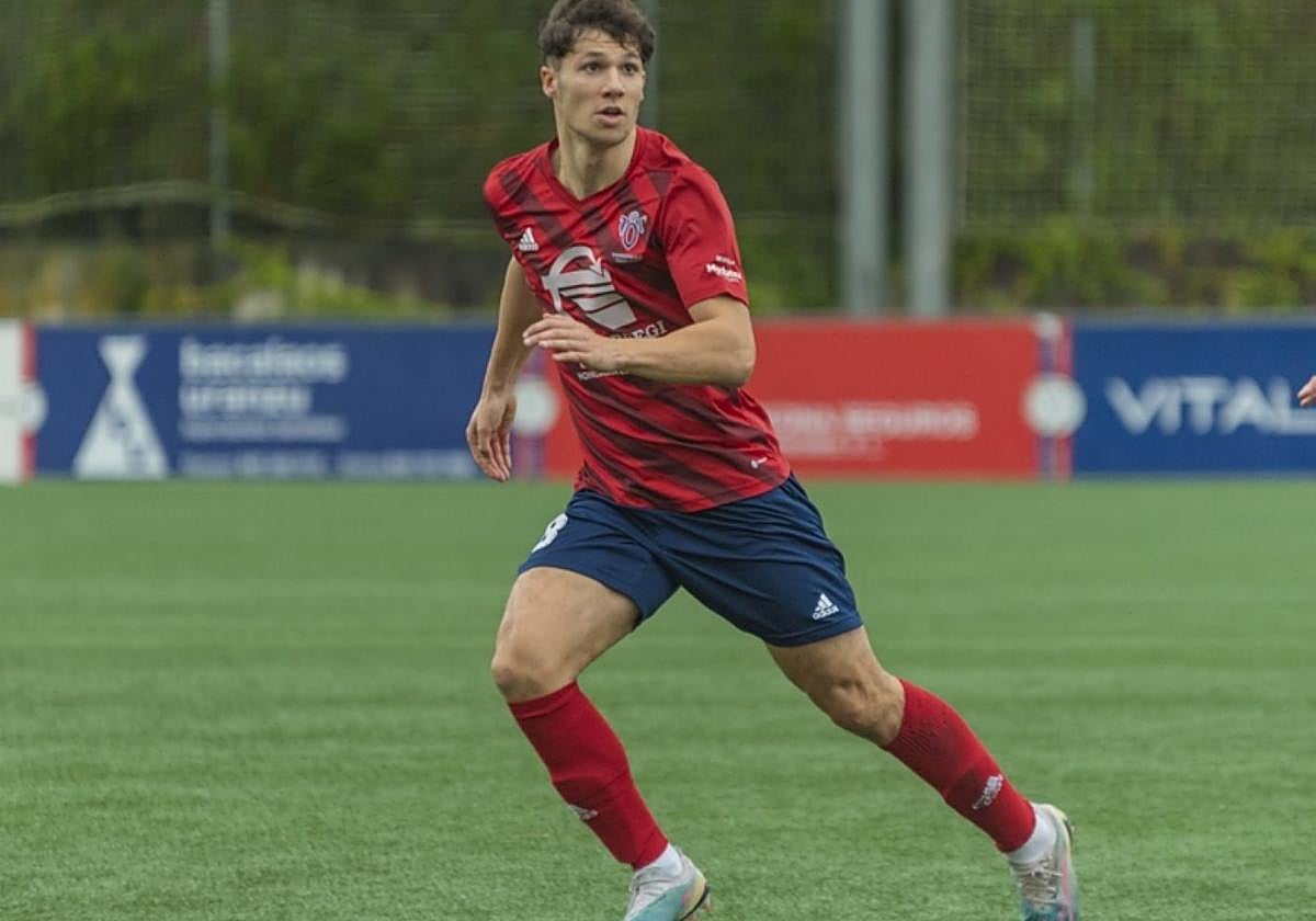 Iosu García, en una acción del partido.