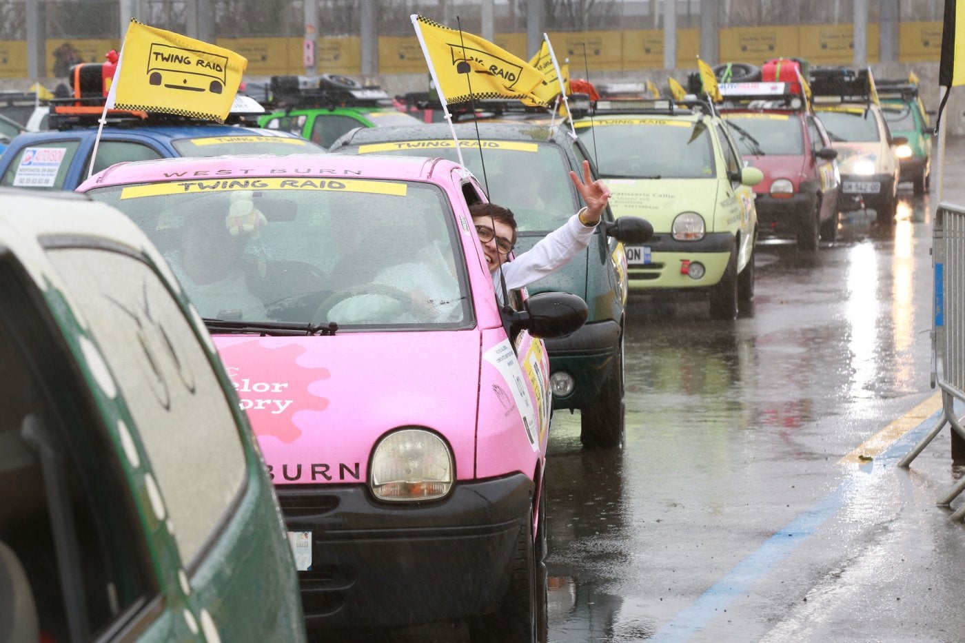 La lluvia no restó ni un gramo de ilusión a los participantes.
