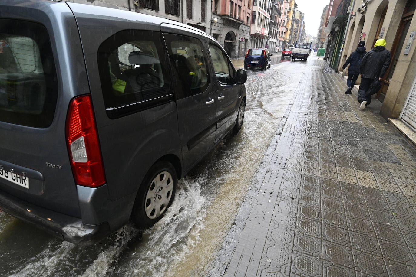 Gipuzkoa, en alerta por las fuertes lluvias