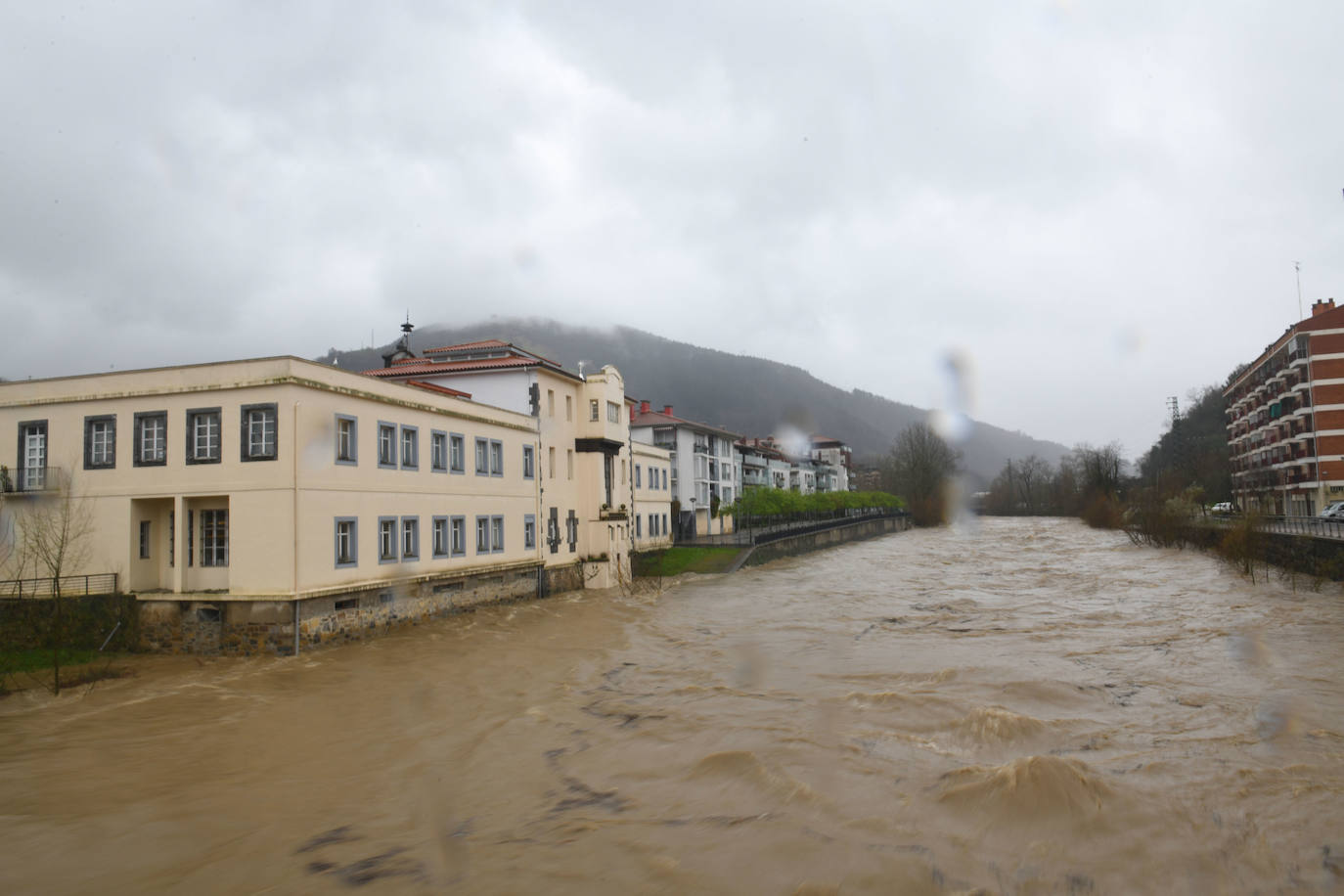 Gipuzkoa, en alerta por las fuertes lluvias