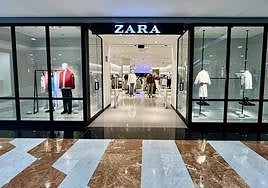 El local de Zara cerrará en Urbil.