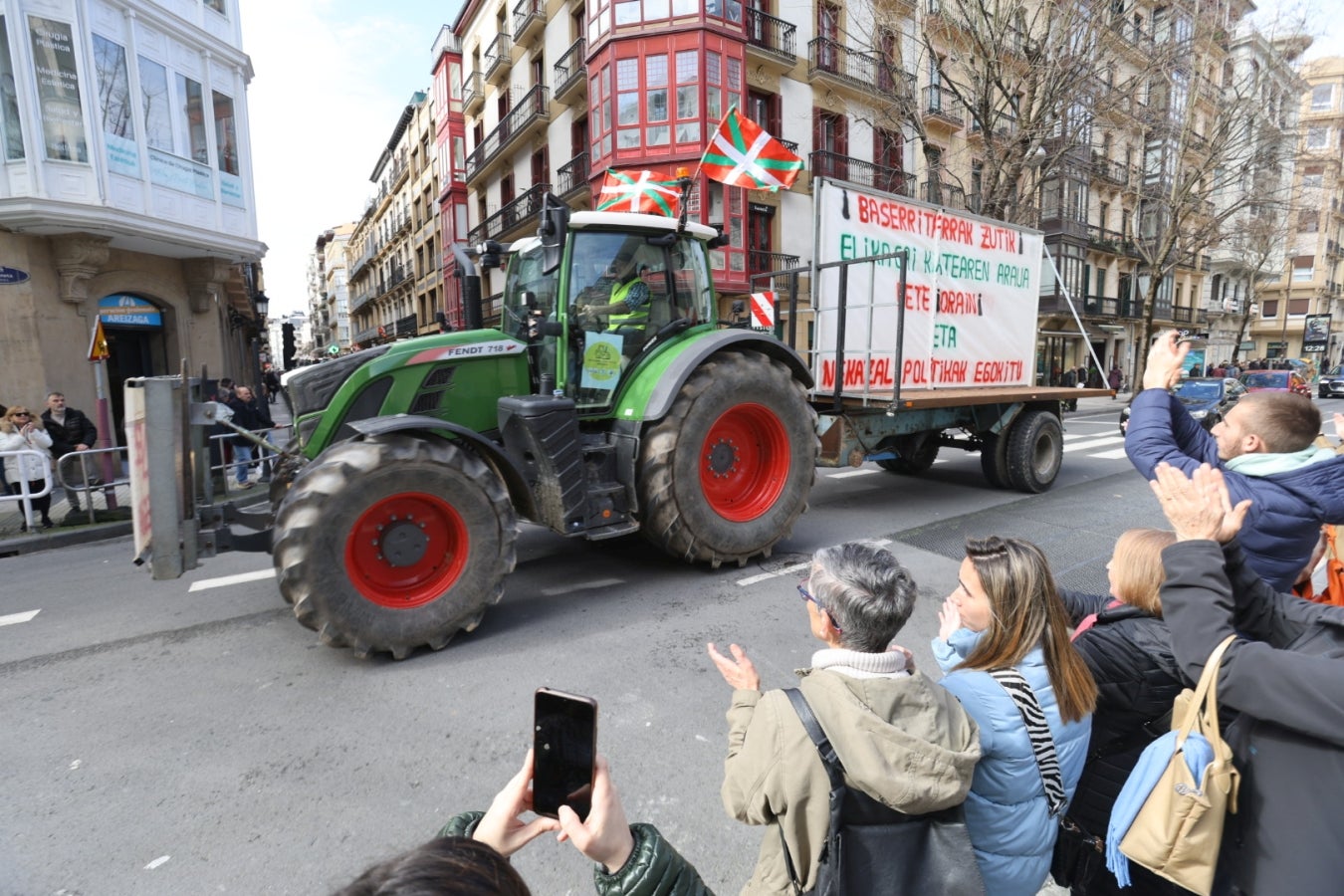 Nueva jornada de protesta de los baserritarras guipuzcoanos