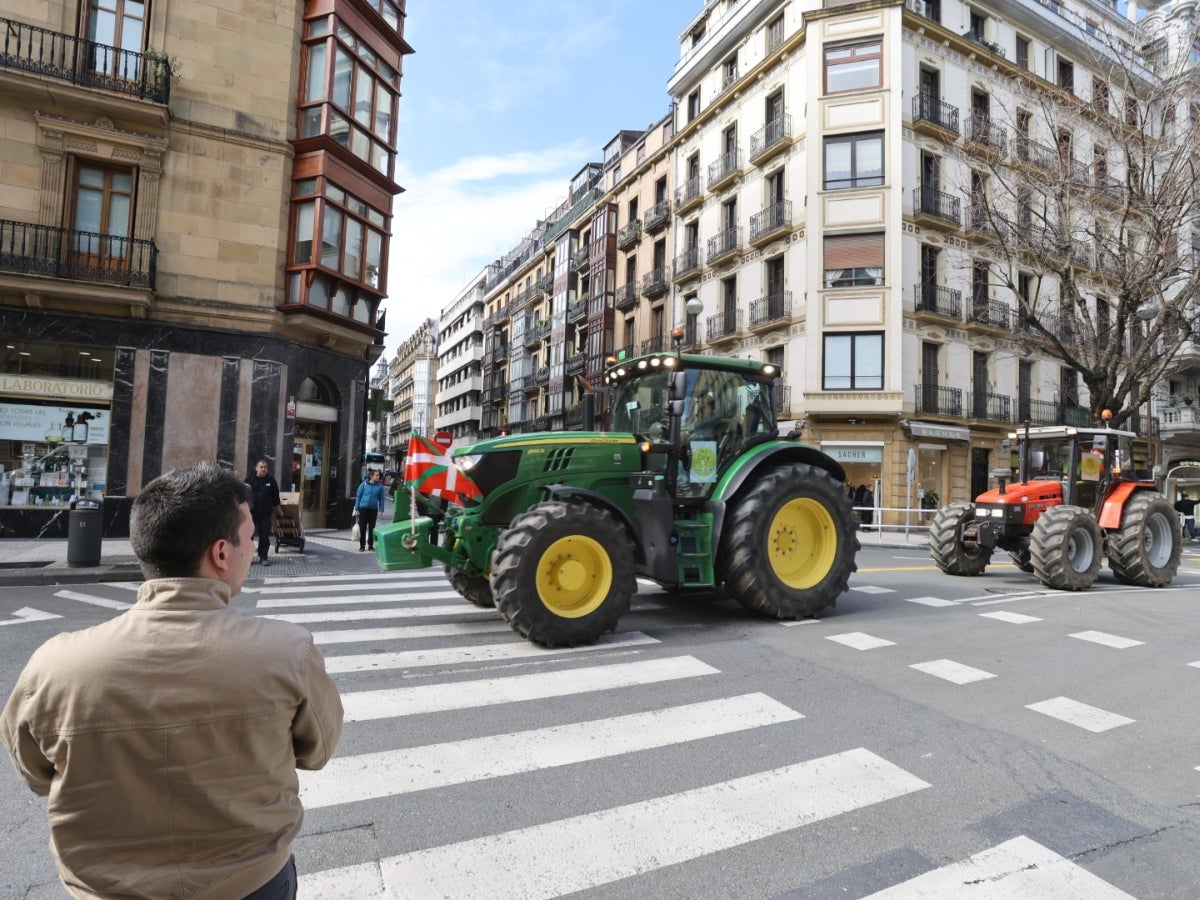 Nueva jornada de protesta de los baserritarras guipuzcoanos
