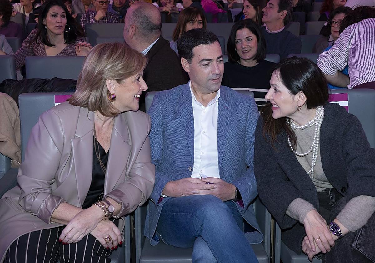 Homenaje a la mujer. Pradales, entre Atutxa y Tejeria, ayer.